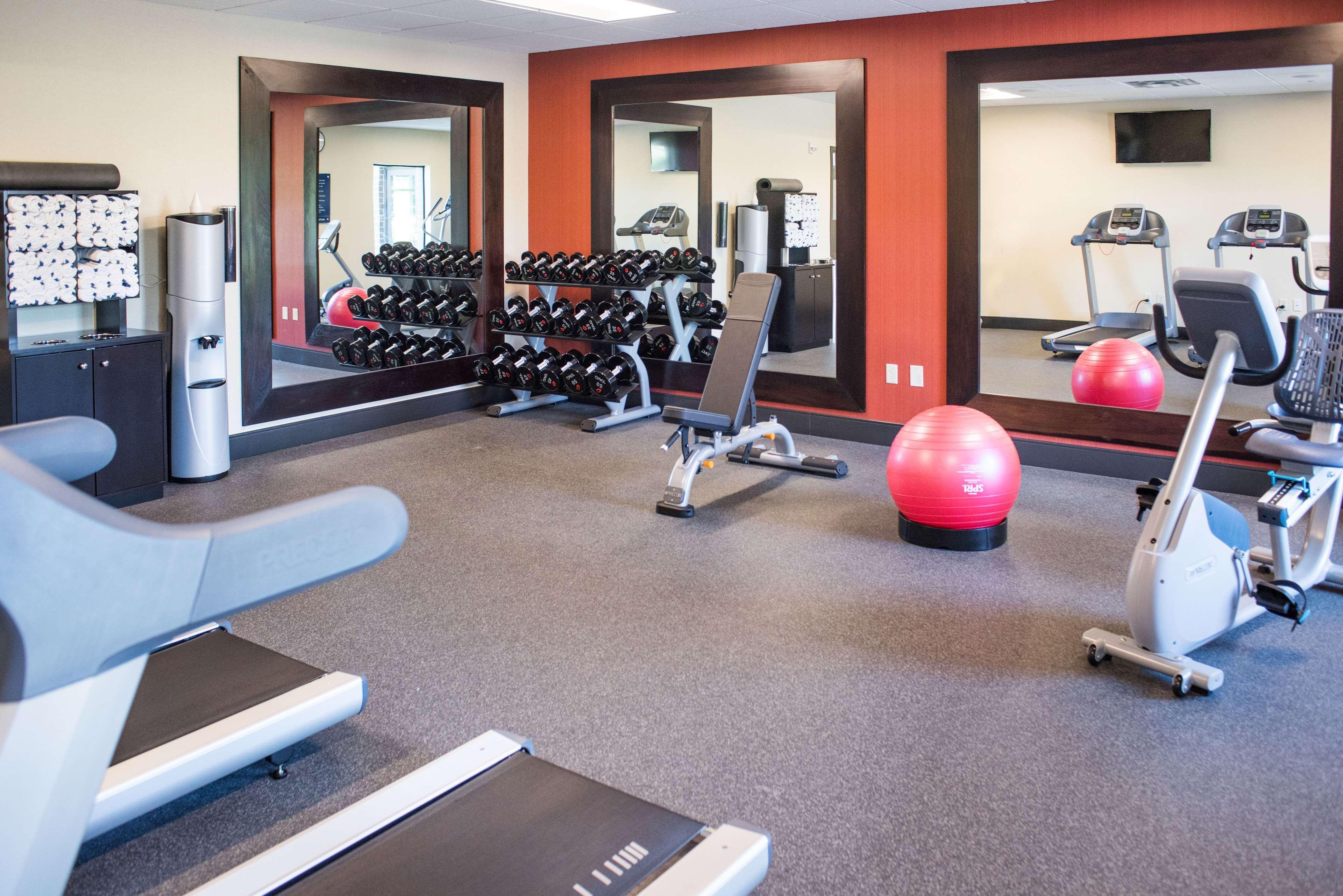 Hampton Inn And Suites At Wisconsin Dells Lake Delton Bagian luar foto