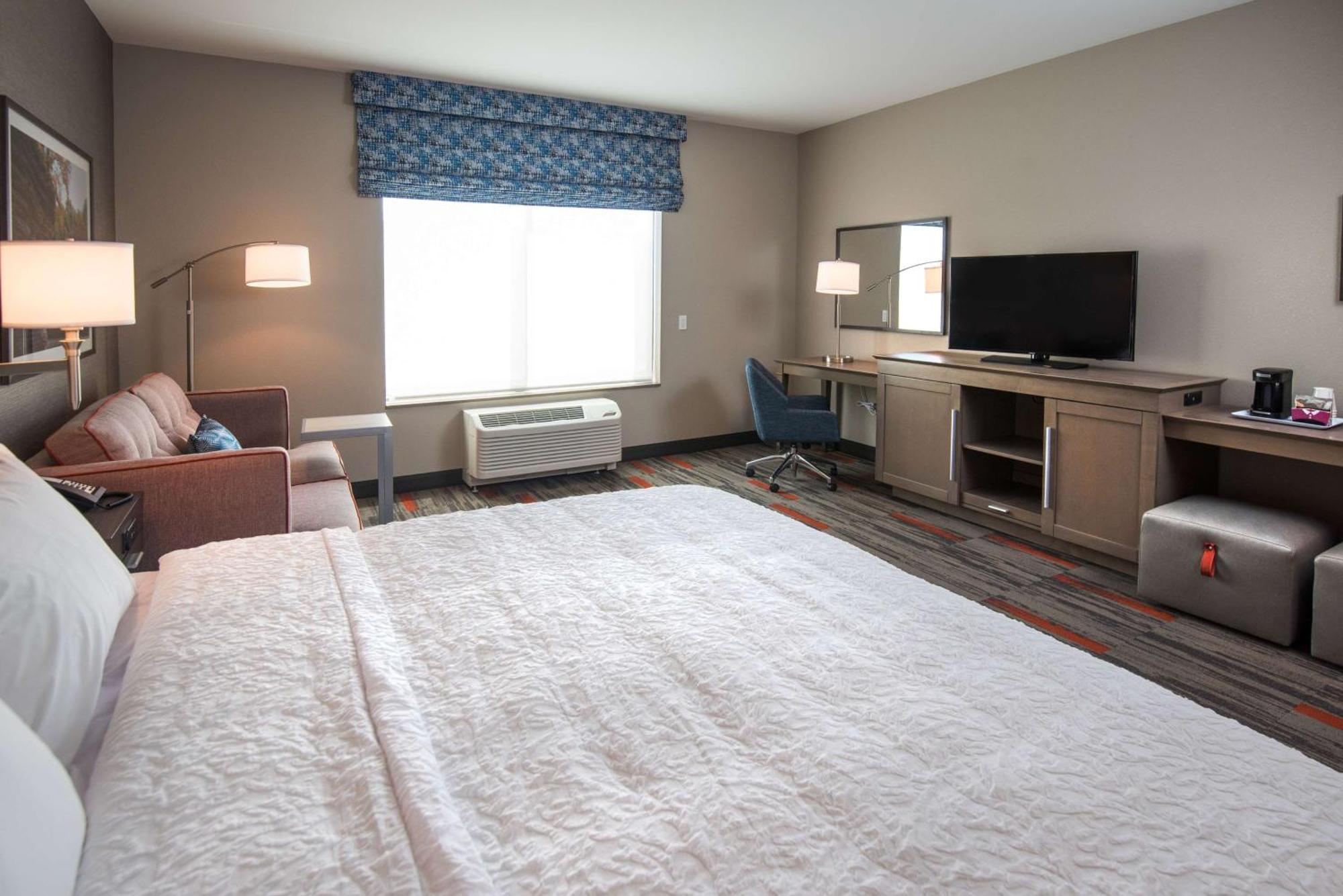 Hampton Inn And Suites At Wisconsin Dells Lake Delton Bagian luar foto
