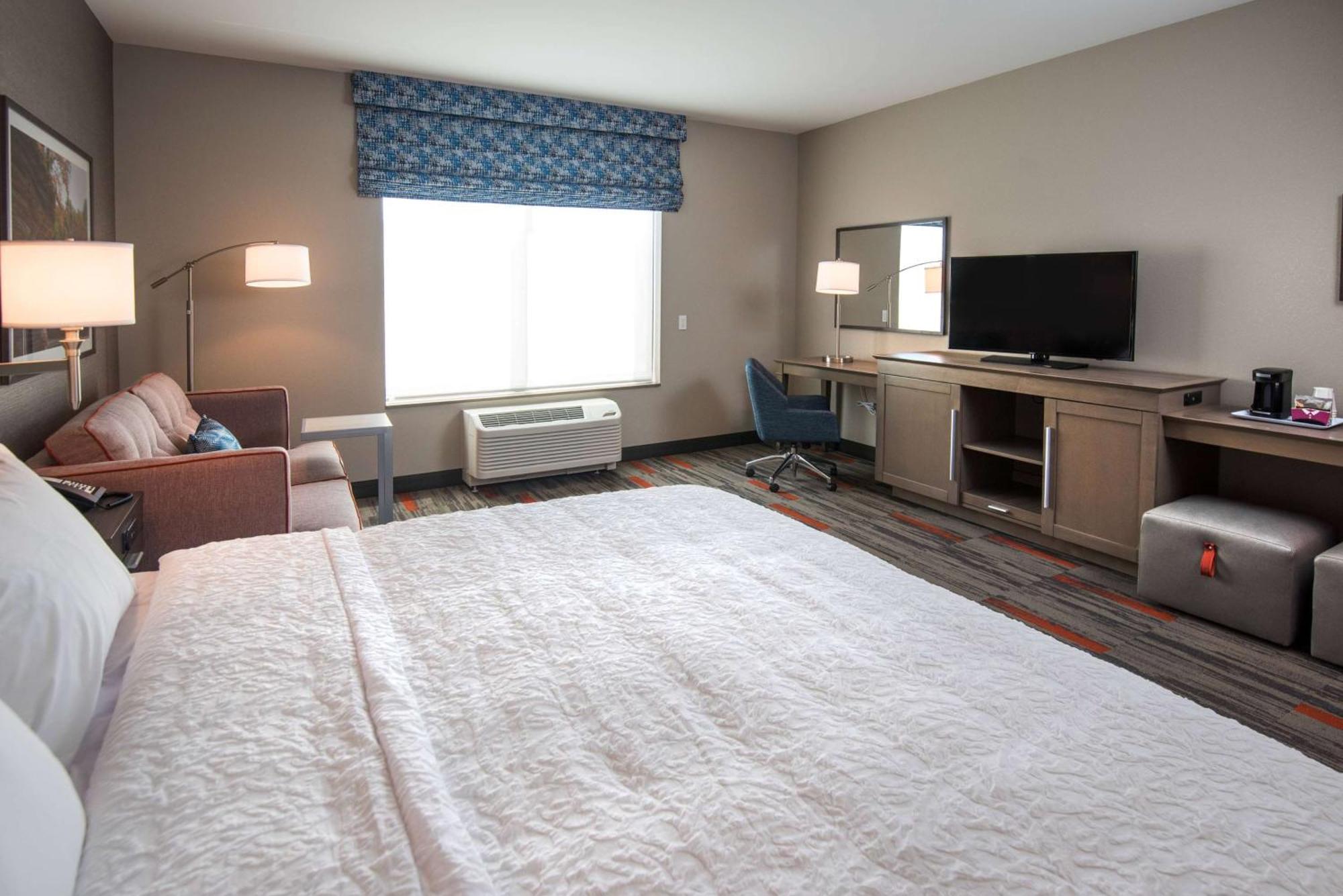 Hampton Inn And Suites At Wisconsin Dells Lake Delton Bagian luar foto